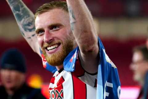 Sheff Utd will keep Oli McBurnie for the Premier League next season as two top stars enter final year of deals