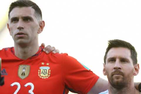 Aston Villa star Emiliano Martinez makes stunning offer to help club pull off sensational swoop for PSG ace Lionel Messi