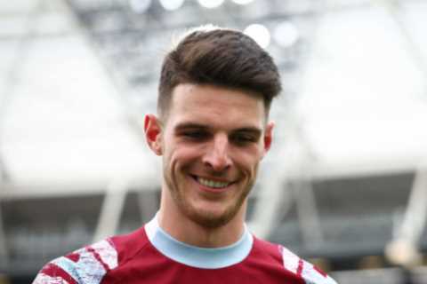 Arsenal AND Man Utd risk missing out on Declan Rice as Bayern Munich launch transfer approach for top target