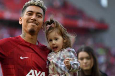 Generous Roberto Firmino gave Liverpool pals, staff and friends 200 personalised gift boxes including his own perfume