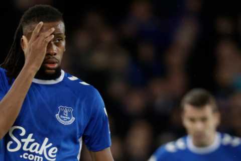 I’d rather be in Leeds or Leicester’s shoes on the final day than Everton’s – it will be catastrophic if they go down