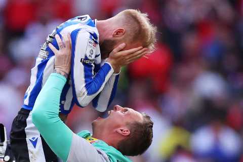 Former Premier League star receives threats against his children after tweet about Sheffield Wednesday