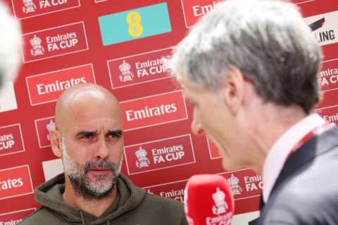 Why does Pep Guardiola have ‘P’ on his hoodie during Manchester City games?