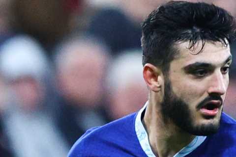 Chelsea forgotten man set to return for pre-season in huge boost that could save club millions in transfer market