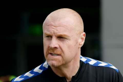 Everton make Man Utd outcast No1 transfer target in shock summer swoop despite horror spell at Old Trafford
