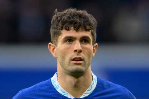 Lyon ‘approach Pulisic over summer transfer’ but talks could see Chelsea outcast end up at another Premier League club