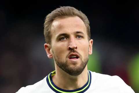 Premier League icon jokes ‘I’ll drive Harry Kane’s f***ing car to Bayern myself’ after Tottenham star ‘agrees transfer’