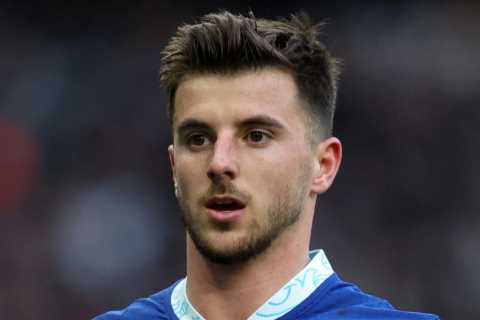 Huge Chelsea contract offer Mason Mount turned down to join Man Utd revealed as £60m transfer fee agreed