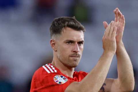 Arsenal legend Aaron Ramsey in talks over sensational transfer return to English football