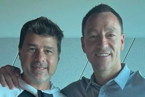 Eagle-eyed Chelsea fans spot something very wrong as new boss Mauricio Pochettino poses with club legend John Terry