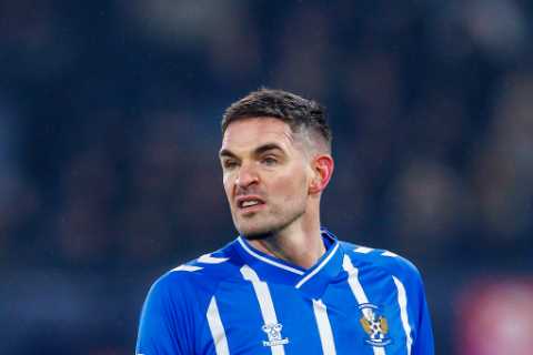 Forgotten former Premier League striker and 85-cap international signs for seventh-tier Scottish side Johnstone Burgh