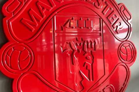 Agent drops huge hint Man Utd are set for surprise striker transfer as he posts pic from Old Trafford