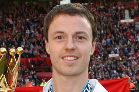 Forgotten Man Utd legend who won Premier League three times back training with Red Devils as he hunts for new club