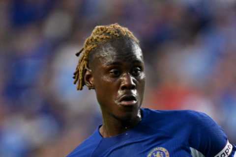 Ryan Reynolds’ Wrexham let Chelsea break blatant rule in pre-season friendly thrashing