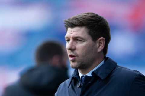Steven Gerrard ‘flirted’ with Chelsea transfer and believed Rafa Benitez would take £37.5m fee to rebuild Liverpool