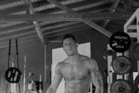 Ex-Chelsea star and free agent shows off incredible body transformation as fans of former club say ‘bring him home’