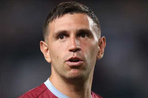 Inter Milan submit ‘laughable’ transfer bid for Aston Villa keeper and World Cup winner Emi Martinez