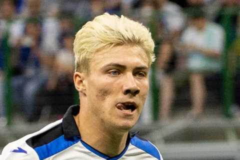 Man Utd make ‘improved Rasmus Hojlund bid worth over £51m with star very clear on wanting Old Trafford transfer’