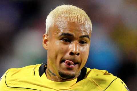 Forgotten Chelsea star Kenedy misses out on Olympiacos transfer after failing medical and sent back to Real Valladolid