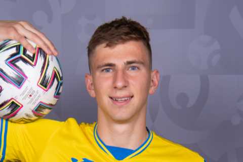 I married childhood sweetheart in Ukraine and bought pals guns to fight the war… now I’m gearing up for Premier League