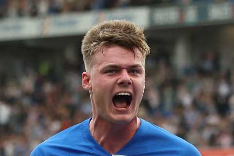 Tottenham Interested in Brighton Striker Evan Ferguson as Harry Kane Replacement