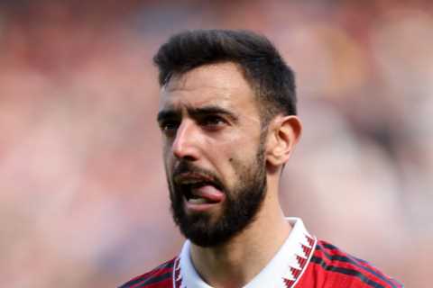 Man Utd fans worry for Bruno Fernandes with new Premier League yellow card rule