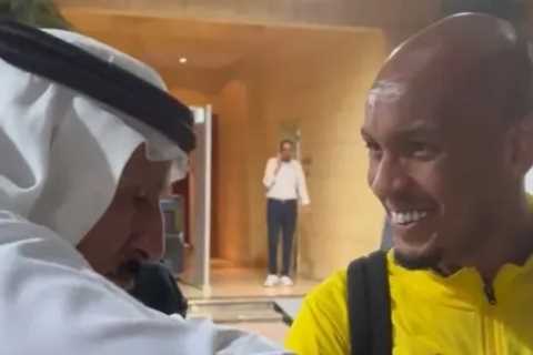 Former Liverpool Star Fabinho Gifted Watch by Fan After Saudi Debut Win...Then Drops It