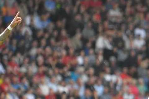 West Ham vs Chelsea: London rivals clash in search of first Premier League win