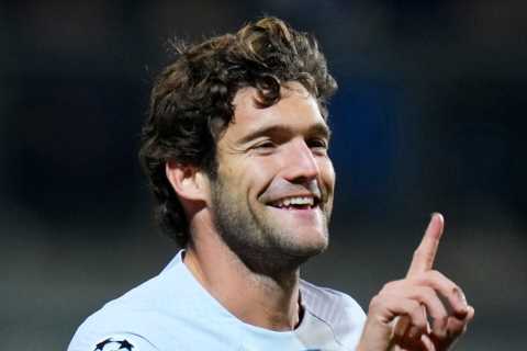Former Chelsea Star Marcos Alonso Offered Premier League Lifeline After Barcelona Registration Nightmare