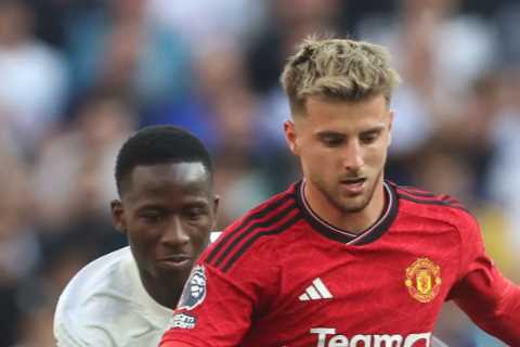 Mason Mount Injured and Set to Miss Next Few Matches for Manchester United