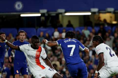 Raheem Sterling’s Sensational Solo Strike Leaves Chelsea Fans Drawing Comparisons to Club Legend