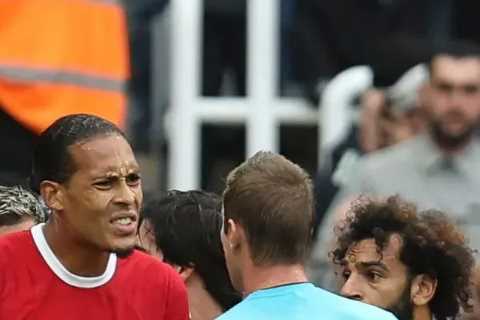 Jurgen Klopp Steps in as Virgil van Dijk 'Abuses' Official After Liverpool Star's Red Card Against Newcastle