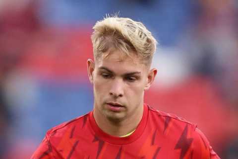 Arsenal set to sell Emile Smith Rowe as Chelsea plot shock move
