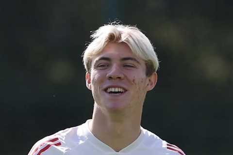 Man Utd's Rasmus Hojlund Set for Debut against Arsenal After Squad Hint