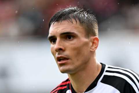 Man Utd and Tottenham's Transfer Plans in Jeopardy as Fulham Fails to Reach Deal with Bayern Munich for Joao Palhinha