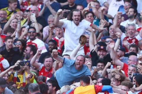 Fans demand Arsenal are DOCKED POINTS after fans all sing along to cheesy 90s hit after dramatic late win vs Man Utd