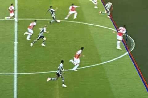 Arsenal Fans Praise Gabriel's Quick Thinking in Victory Over Man Utd