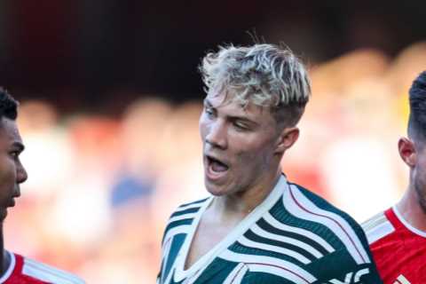 Man Utd Star Rasmus Hojlund Reveals What Casemiro Said to Him in Heated Altercation at Arsenal