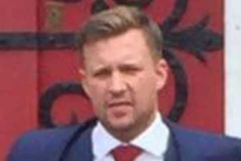 Who is Scott Law, the Arsenal Fan Who ‘Headbutted’ Roy Keane?