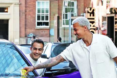 Everton Star Dele Alli Caught Grinning as He Removes Parking Ticket from His Luxurious Purple Lamborghini Urus 4x4 Windscreen