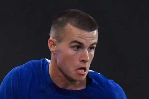 Chelsea Fans Believe 18-Year-Old Can Break Striker Curse