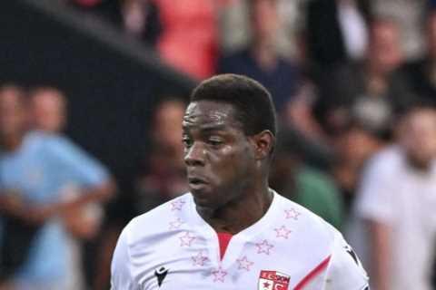 Premier League Cult Hero Mario Balotelli Seeks Return to Former Club After Becoming Unemployed at 33