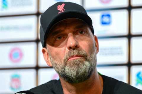 Jurgen Klopp Slams Journalist and Addresses Mohamed Salah's Future Ahead of Wolves vs Liverpool