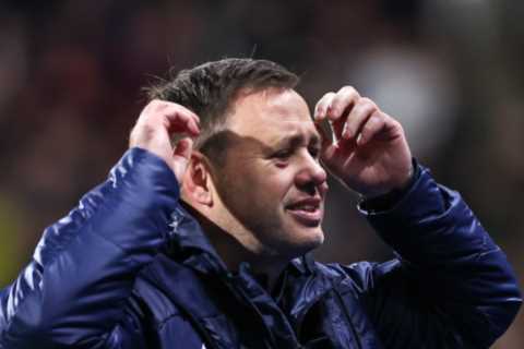Sunderland Fires Michael Beale After 12 Games Due to Accent Rant and Handshake Snub
