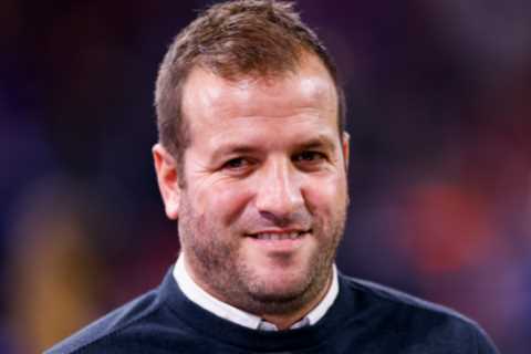 Former Tottenham Star Rafael van der Vaart Launches Scathing Attack on Jordan Henderson