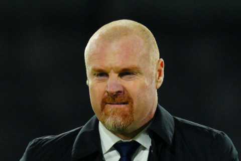 Supercomputer Predicts Premier League Relegation Battle After Everton's Points Deduction Reduced
