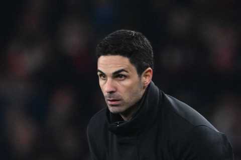 Arsenal Eyes Three Strikers in Summer Transfer Window