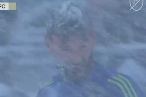 Premier League Legend Hugo Lloris Endures Snowstorm in MLS Match
