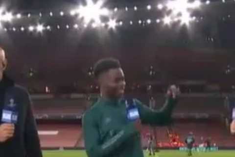 Arsenal Star Bukayo Saka Left Flustered After Being Asked to Sing on Live TV