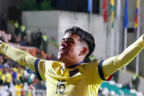 Ecuador Threaten to Cut Senior Players After Video of Chelsea Wonderkid in Strip Club Emerges